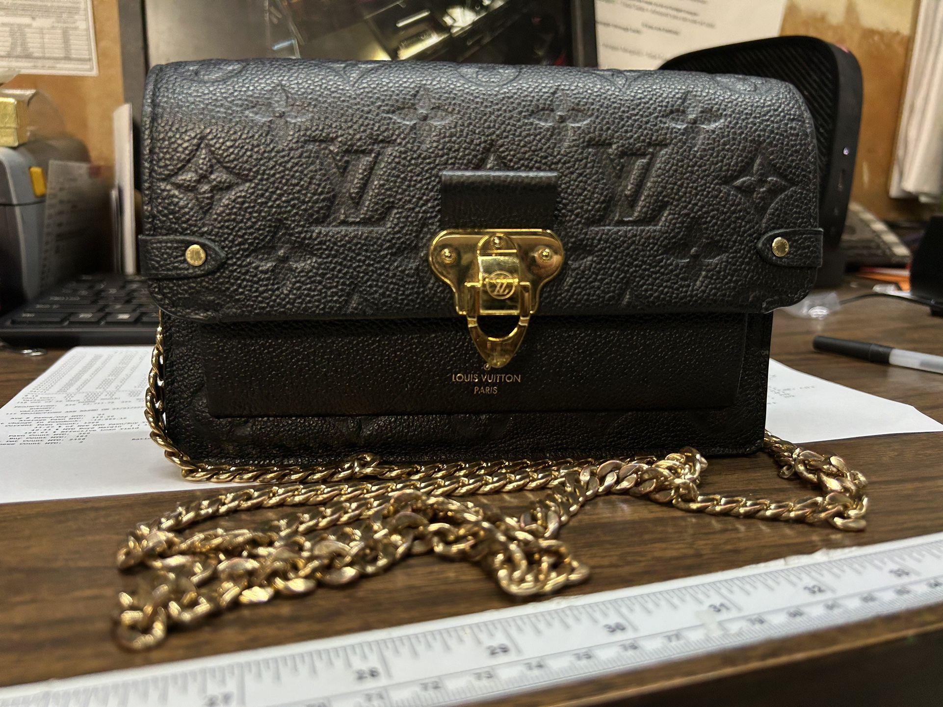 Louis Vuitton Vavin Black Chain Bag 