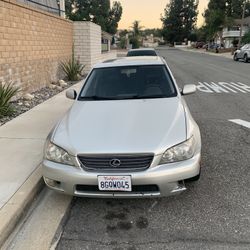 2001 Lexus IS 300