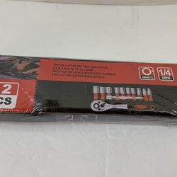 12-Piece Ratchet Socket Set 1/4” Drive Metric  NEW