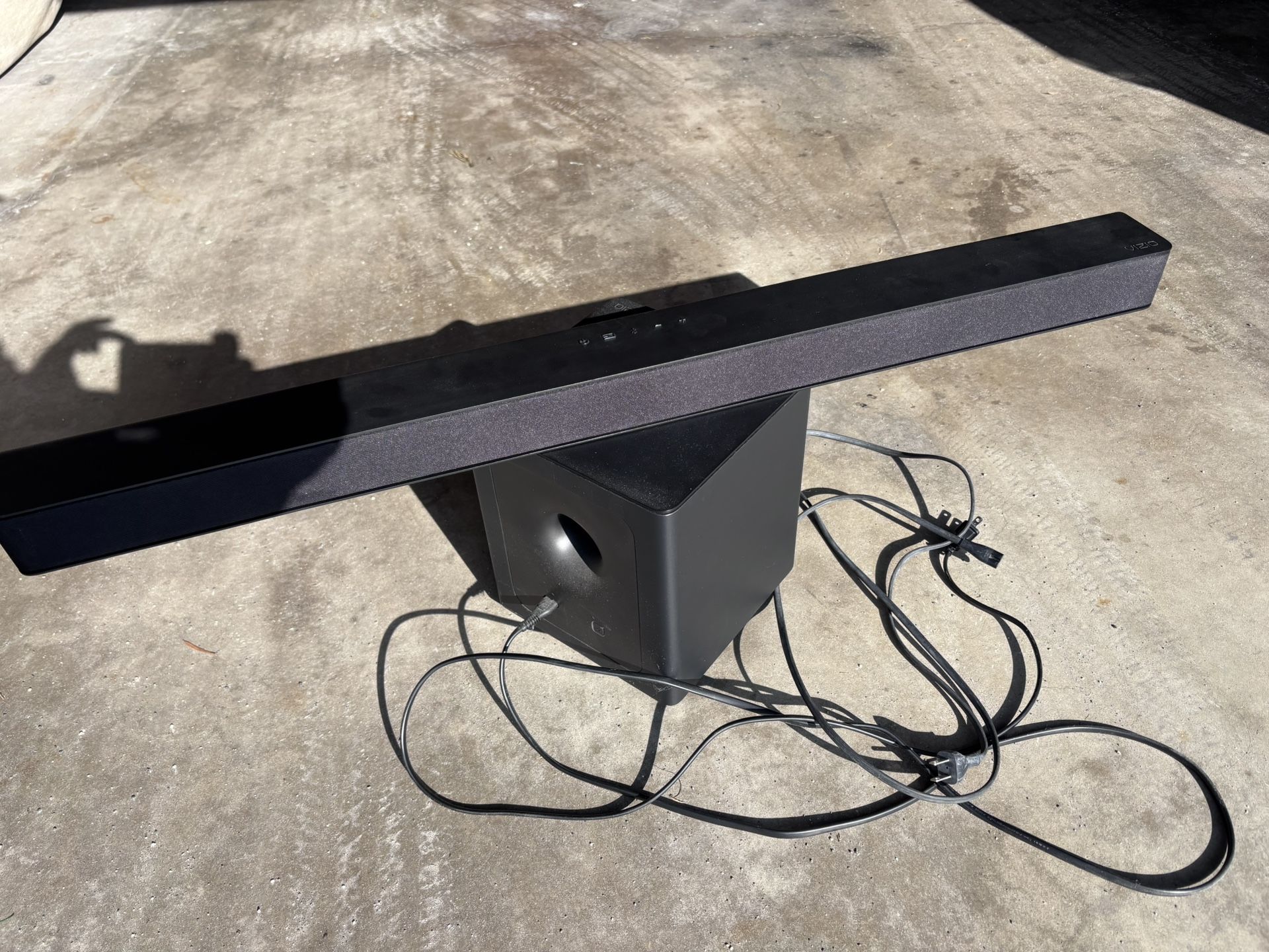 Visio Soundbar with Subwoofer 