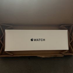 Apple Watch SE 2nd Gen 40mm Starlight