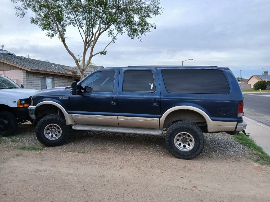 2002 Ford Excursion