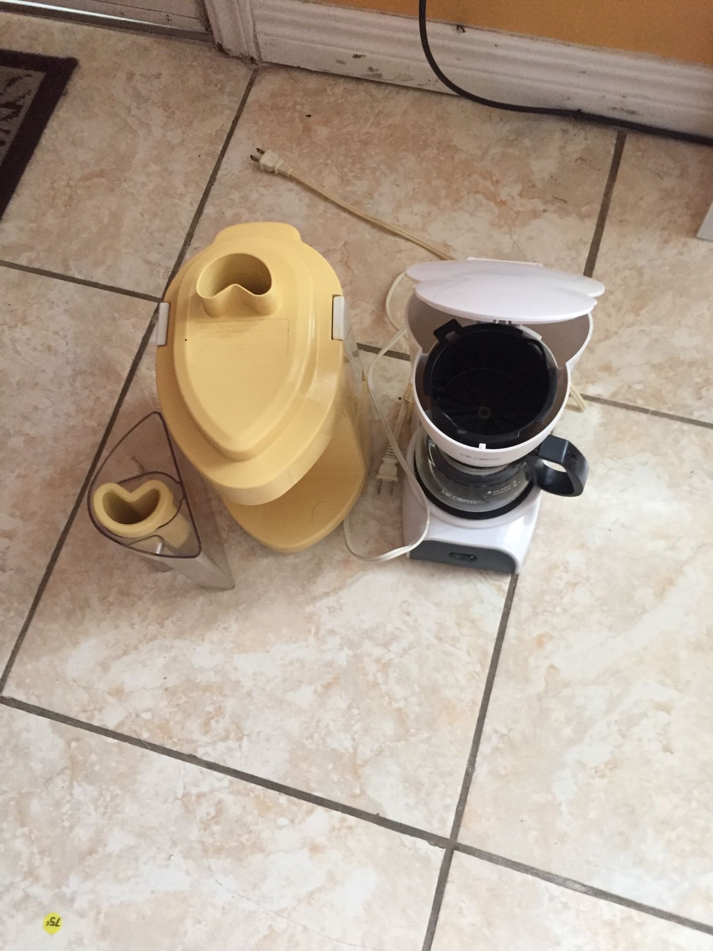 Extractor and cofre maker