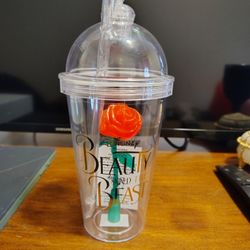 NWT Disney ~ Beauty And The Beast Light Up Tumbler Cup ~ Brand New