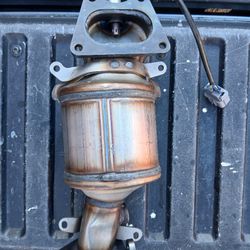 05-08 Acura RL Catalytic Converter Bank 1