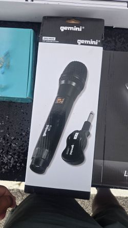 GEMINI WIRELESS MICROPHONE NEW ****$25