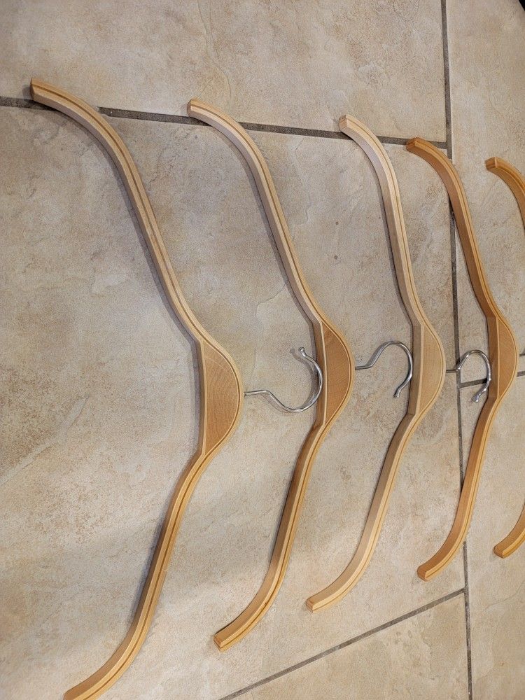 100 Hangers For $60