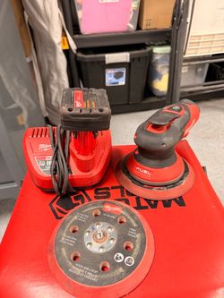 Milwaukee m12 orbital sander kit with 5.0 battery
