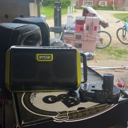 Ryobi Speaker With Battery. No Charger 