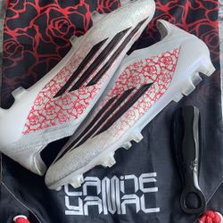 F50 Laceless 