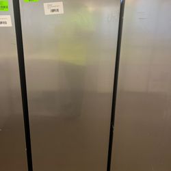 Vissani MDUFC7SS 7 cu. ft. Convertible Upright Freezer Refrigerator