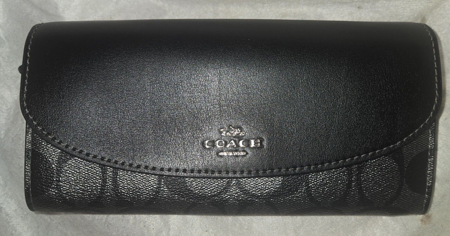 Brand New Authentic COACH Wallet