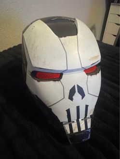 Marvel Legends Gamerverse War Machine Punisher Light Up Helmet 2020 Hasbro Works