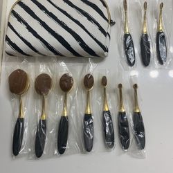 Contouring Brushes Never Used 