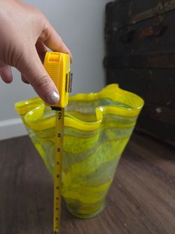 Vintage Hand-Blown Art Glass Vase - Amber Ribbon Plaid with Ruffled Rim (10.5")