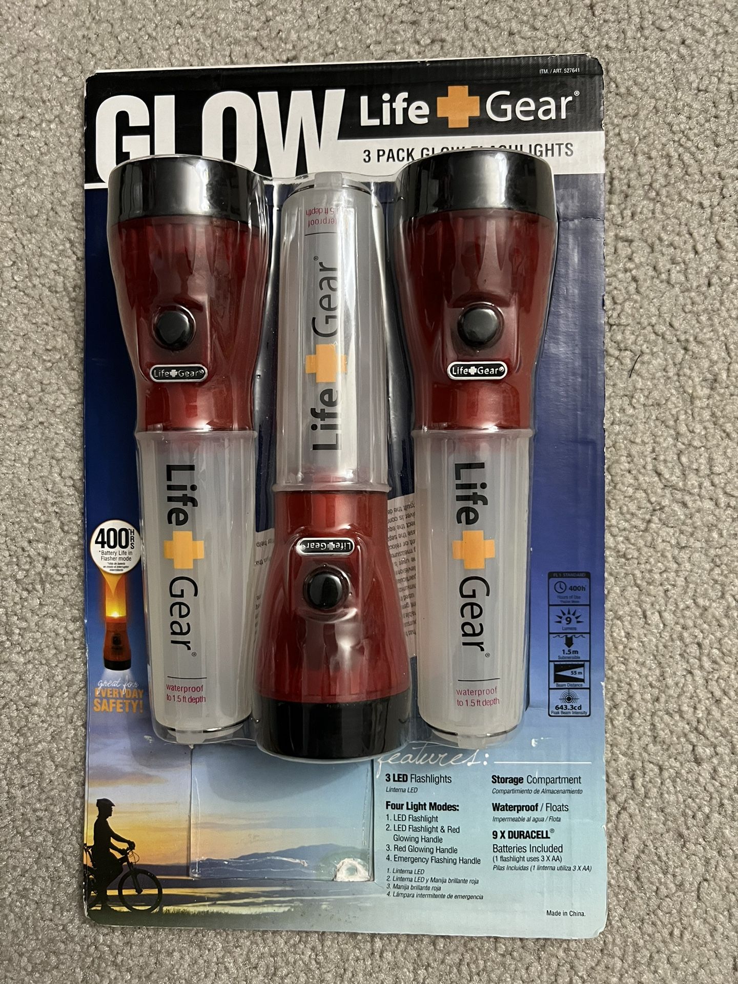 NEW Pack Of 3 Glow Flashlights