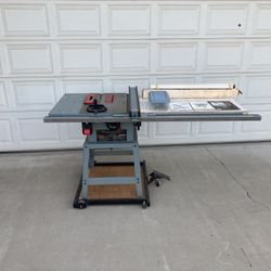 Contractor Table Saw
