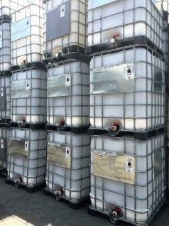 Water Tanks 275 Gallons Used Once ☝️. Food Grade And Non Food  IBC 