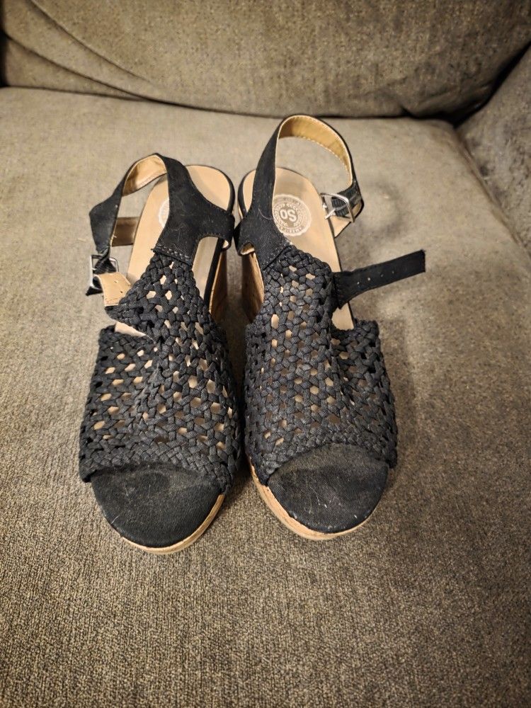 Womens Crocheted Wedges