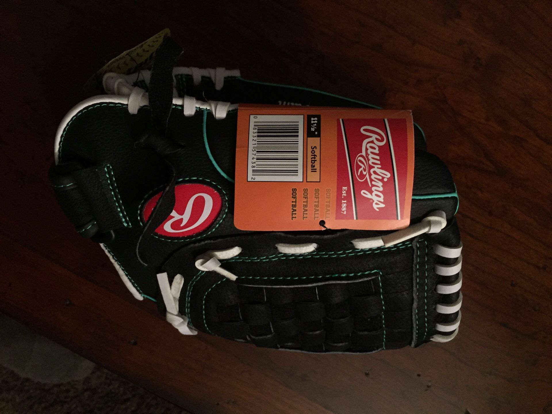 Rawlings lefty 11.5 inch Fast-pitch softball glove
