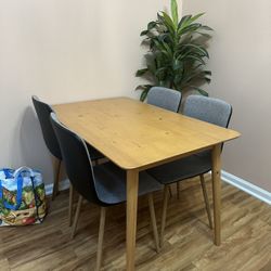 Kitchen Table & Chairs + Plant 