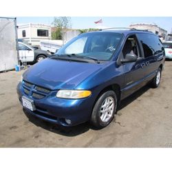 2000 Dodge Grand Caravan Sport 168k $2800