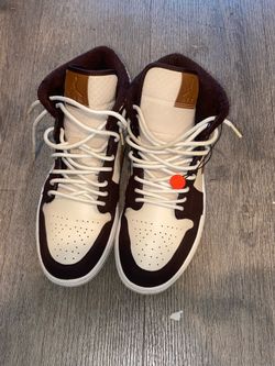 Jordan 1 size 10.5