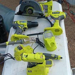 Ryobi tool set