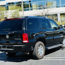 2003 Cadillac Escalade Luxury