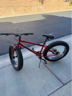 Mongoose Dolomite Fat Tire Men’s Mountain Bike