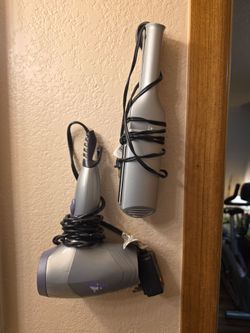 Blow dryer and straighten