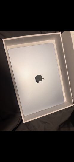 Mac Book Air M4 Chip 2025