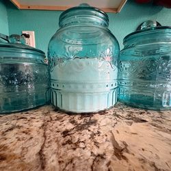 Pioneer woman kitchen canisters
