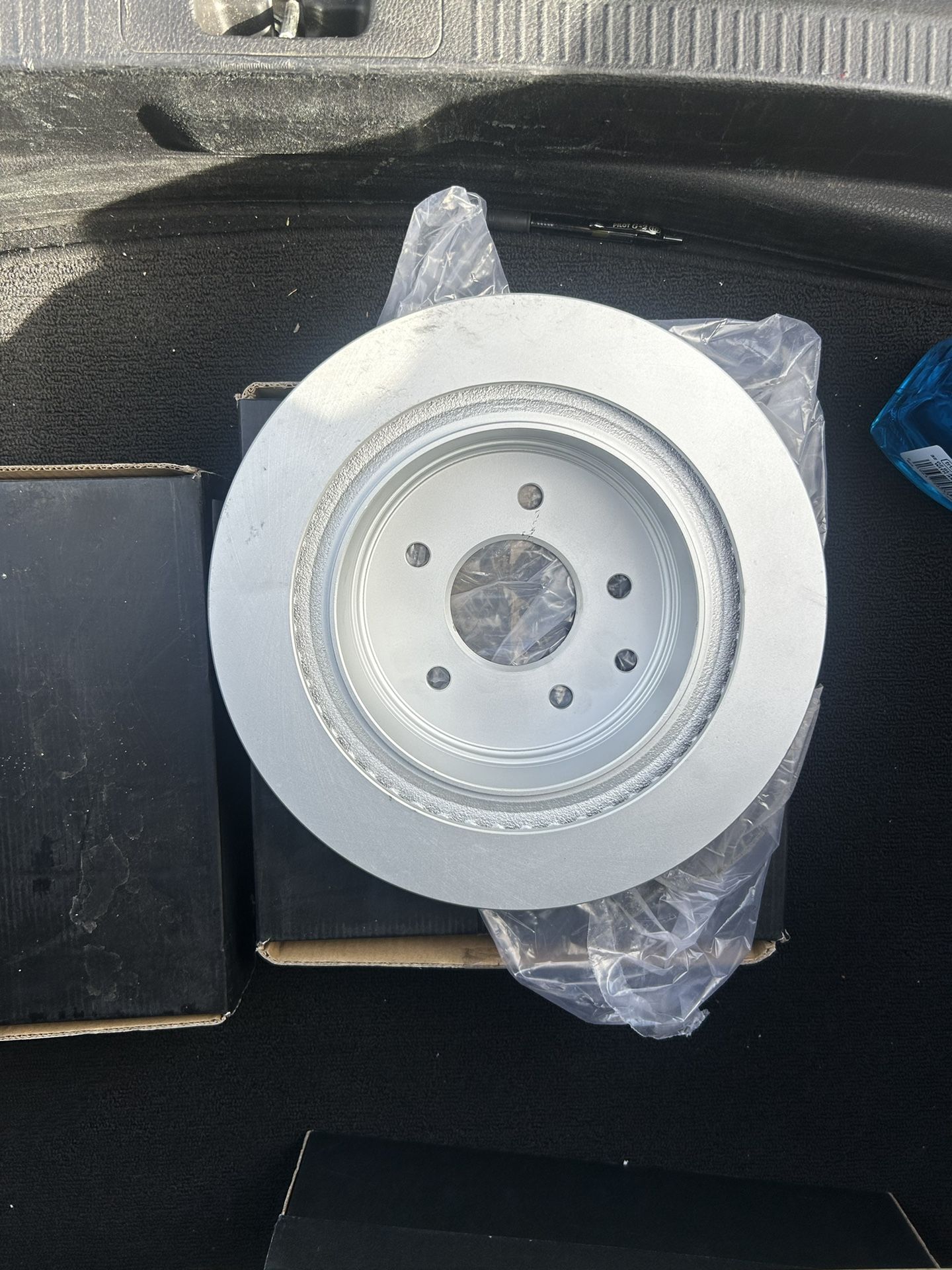 Nissan Brake Rotors | Part No: 6.0.4-6.7.0.8.8 (read description)