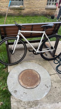 White fyxation pixel fixie
