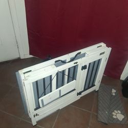 Collapsible Pet Crate