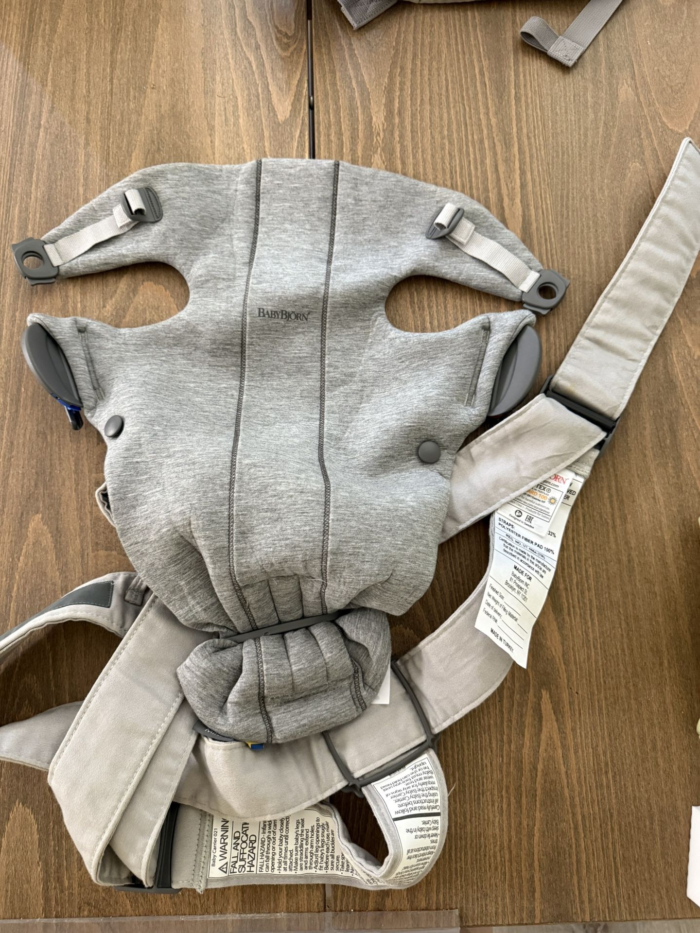 Baby Björn Carrier