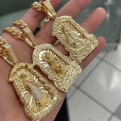 medallas y cadenas escribenos