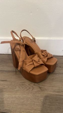 Cool Planet by Steve Madden Heels size 7.5