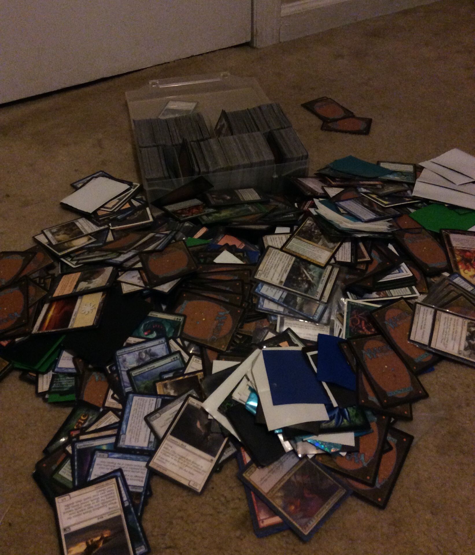 1000’s of Magic the Gatherine Cards (Dating from 1993)