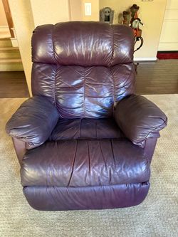 *****Burgundy Brown Leather Recliner Chair*****
