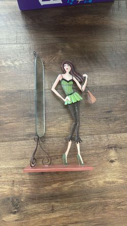 Free Jewelry Holder