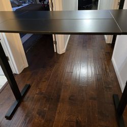 Electric Stand Up/Adjustable Desk