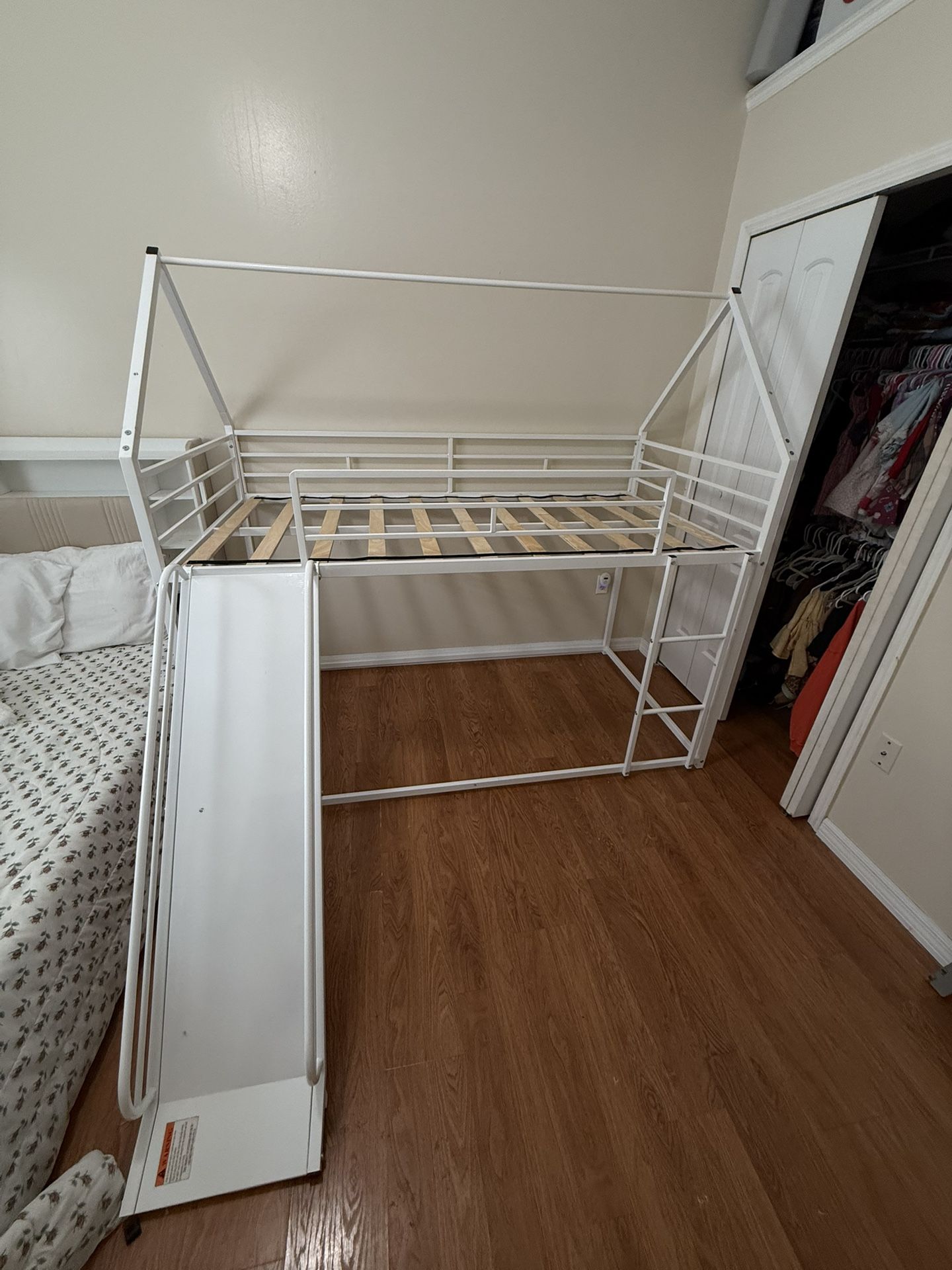 Children's bed