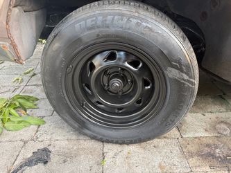 Caprice Gbody stock rims and tires