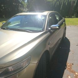 2013 Ford Taurus