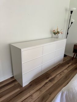 White dresser 9 drawer