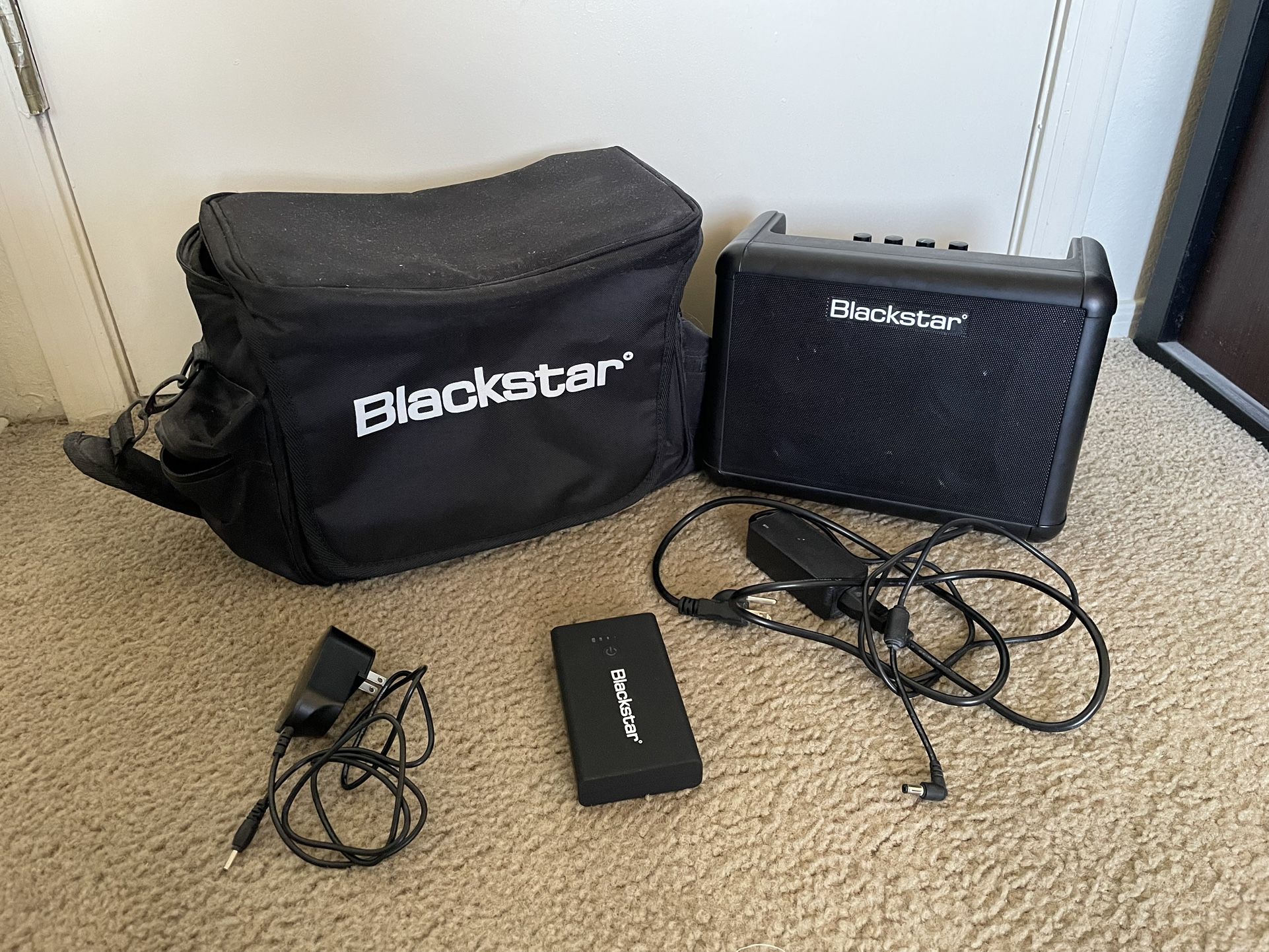 Blackstar Super Fly Street Pack 12-Watt Mini Guitar Combo with Bag and Power Supply