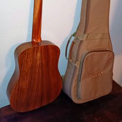 Taylor  BTE - Koa  Acoustic/Electric  Baby Taylor Guitar In Mint Condition With Taylor Case Included