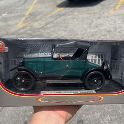 Collectible Signature Models 1920 Cleveland Roadster 1:18 Scale Diecast 